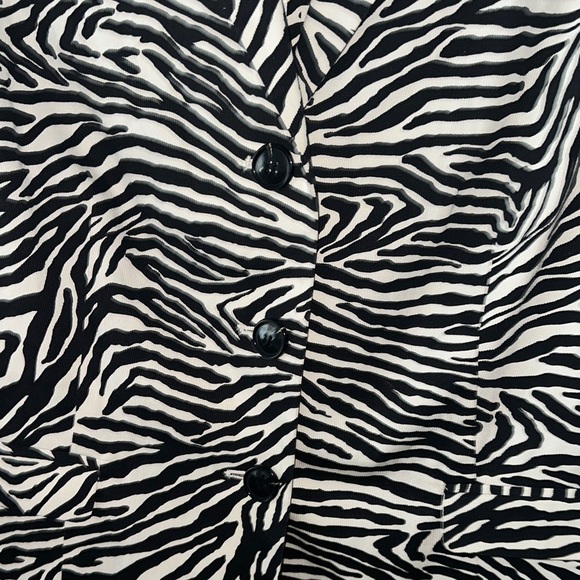 Vintage Bandolino Black and White Zebra Print Jacket - Picture 5 of 7